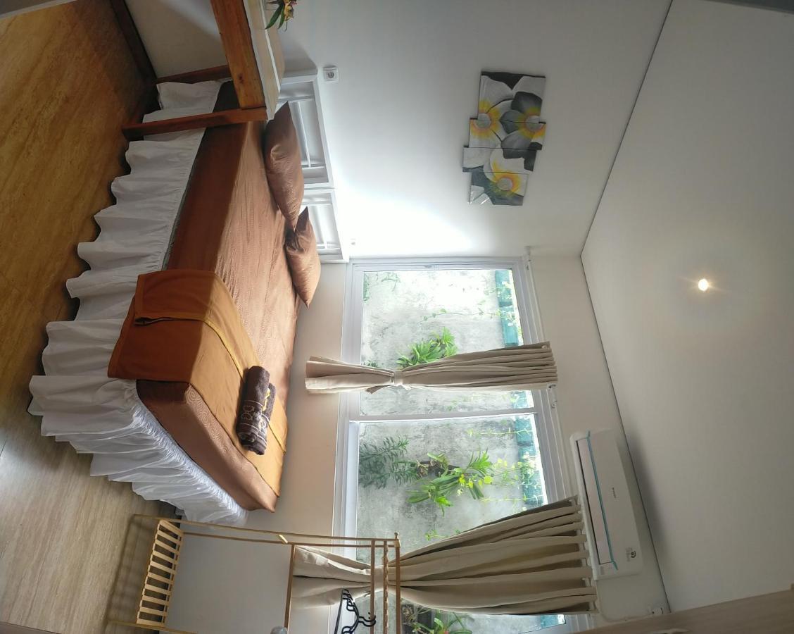 Rion Hostel Bogor Exterior foto